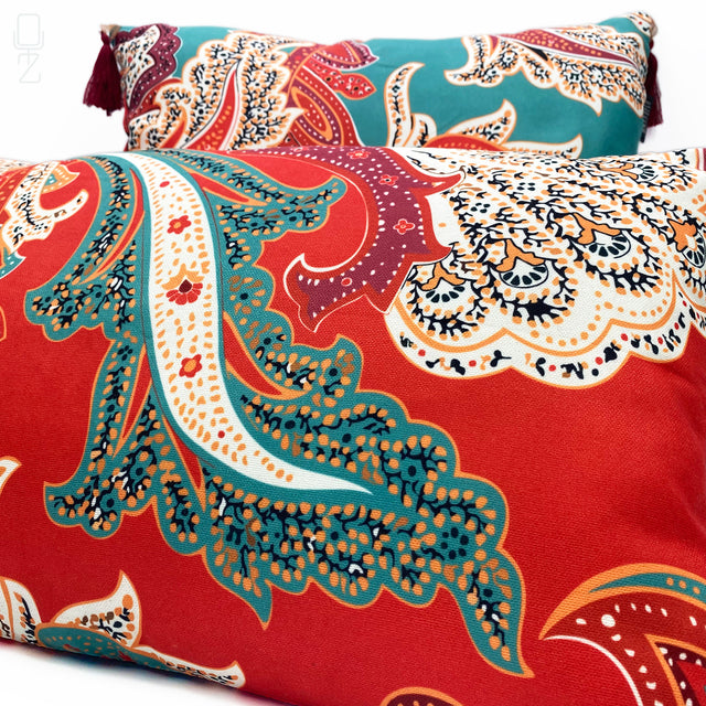 Red & Green Ethnic Set of 2 Cushion Covers