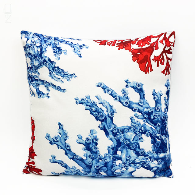 Set of 2 Cushion Covers with Coral Theme
