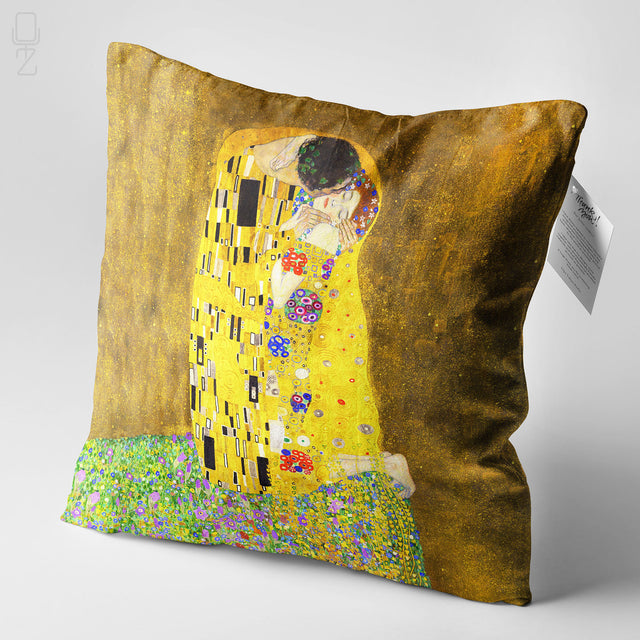 The Kiss by Gustav Klimt – Artistic Masterpiece Chenille Cushion Cover