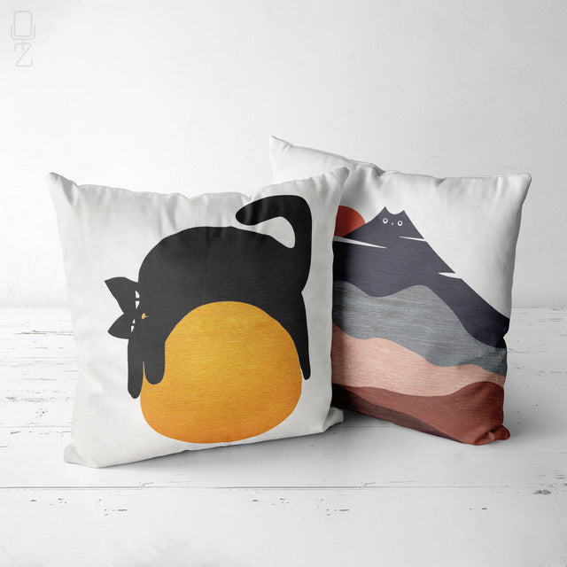 Set of 2 Cushion Covers with Mountain & Black Cat