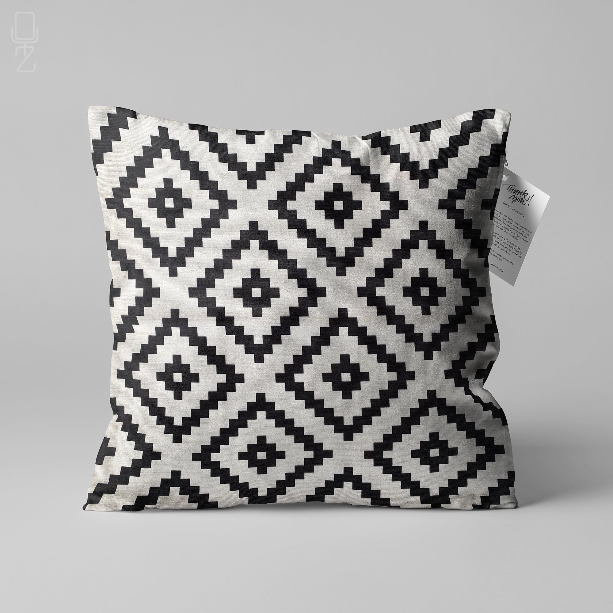 Black white geometric outlet cushion