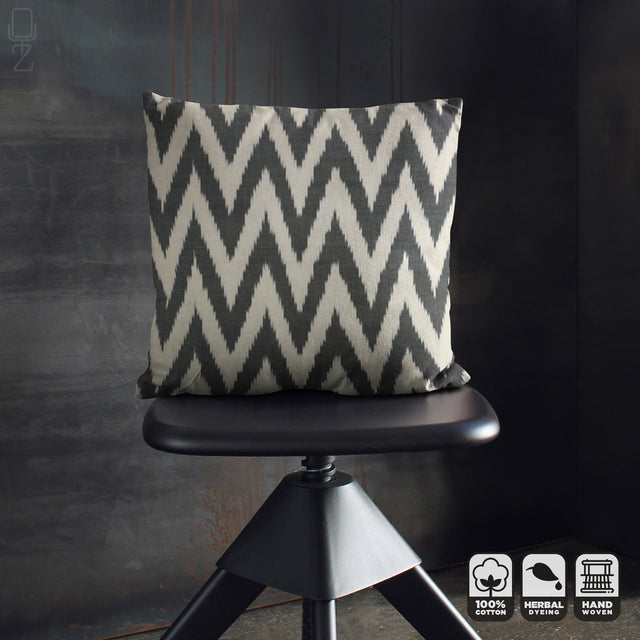 Zig Zag Pattern IKAT Traditional 50x50cm Pillow Cover from Black and White Colours