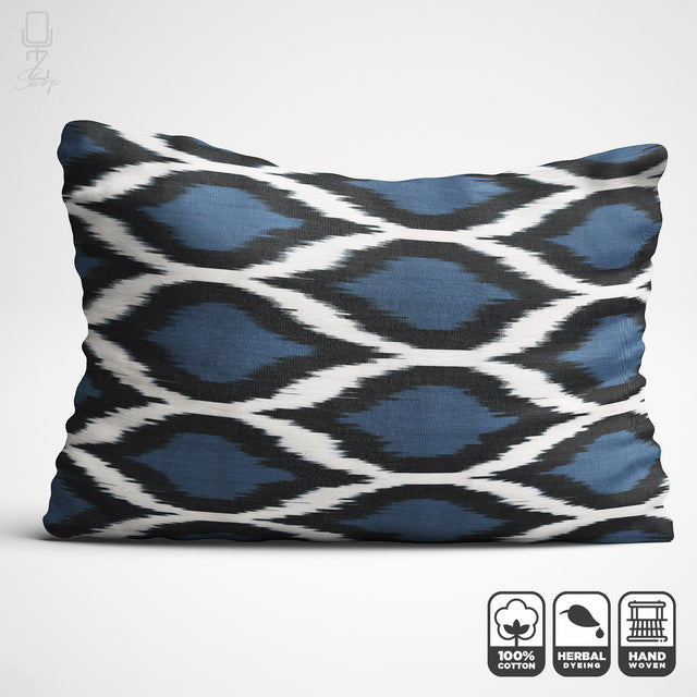 Traditional Blue Pattern Cushion Cover